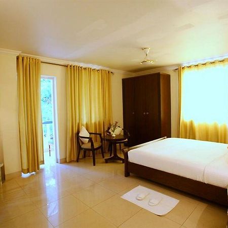 Mapple Viva Goa Resort Calangute Zewnętrze zdjęcie